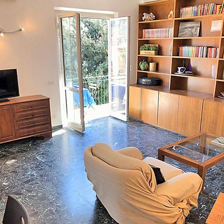 Il Mare A Due Passi Apartment Леричи Екстериор снимка