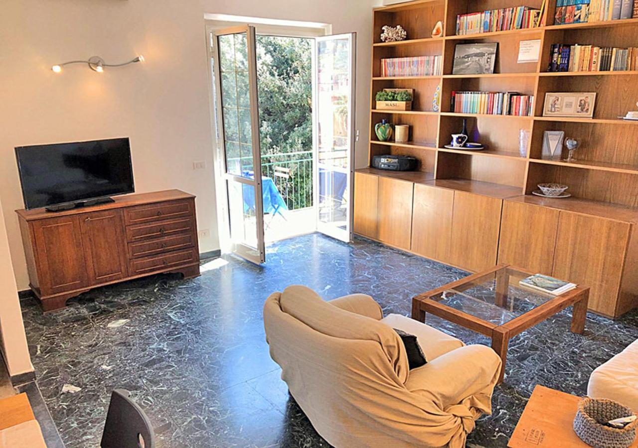 Il Mare A Due Passi Apartment Леричи Екстериор снимка