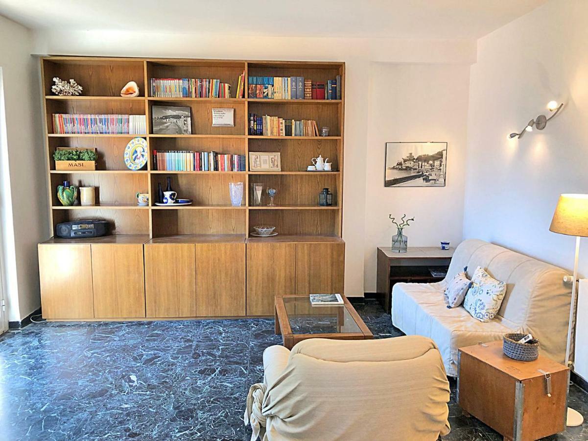 Il Mare A Due Passi Apartment Леричи Екстериор снимка