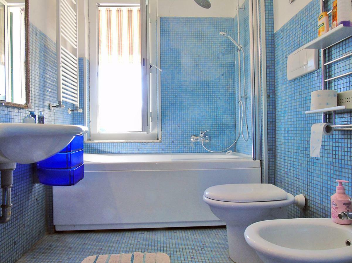 Il Mare A Due Passi Apartment Леричи Екстериор снимка