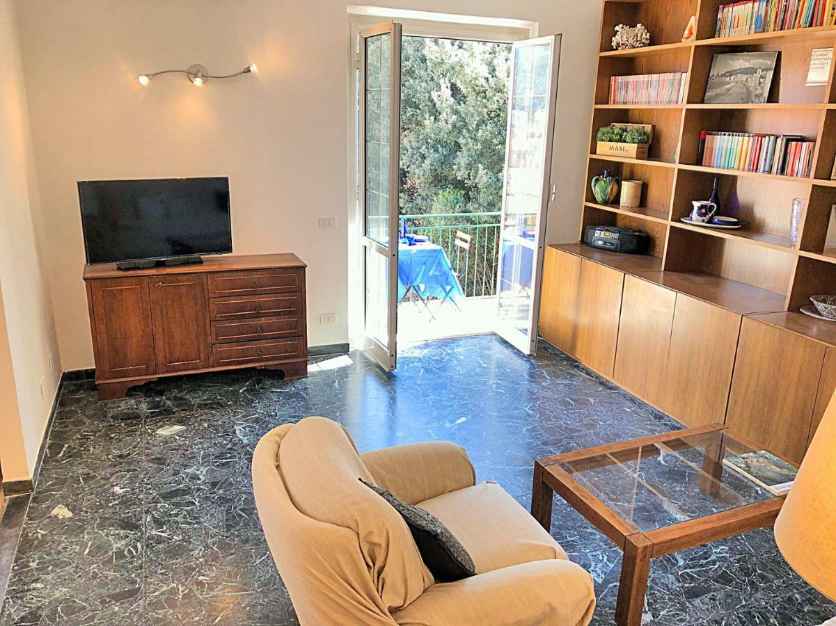 Il Mare A Due Passi Apartment Леричи Екстериор снимка